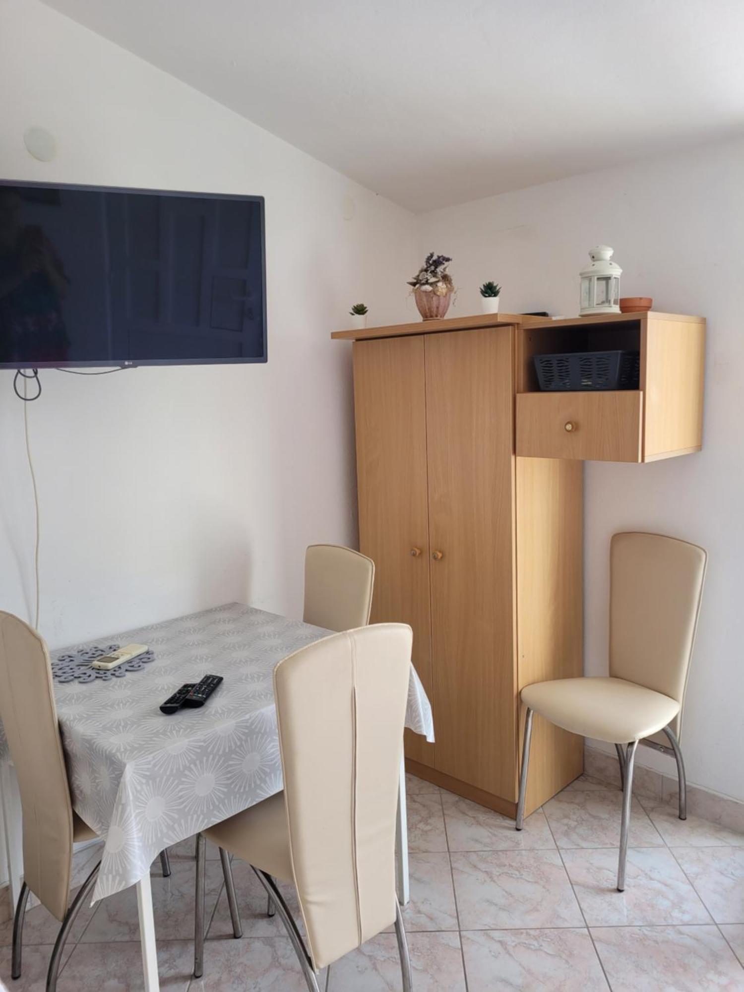 סוטיבאן Apartments Nina מראה חיצוני תמונה